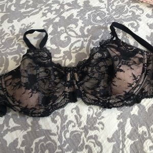 Victoria’s Secret Lace Underwire Bra